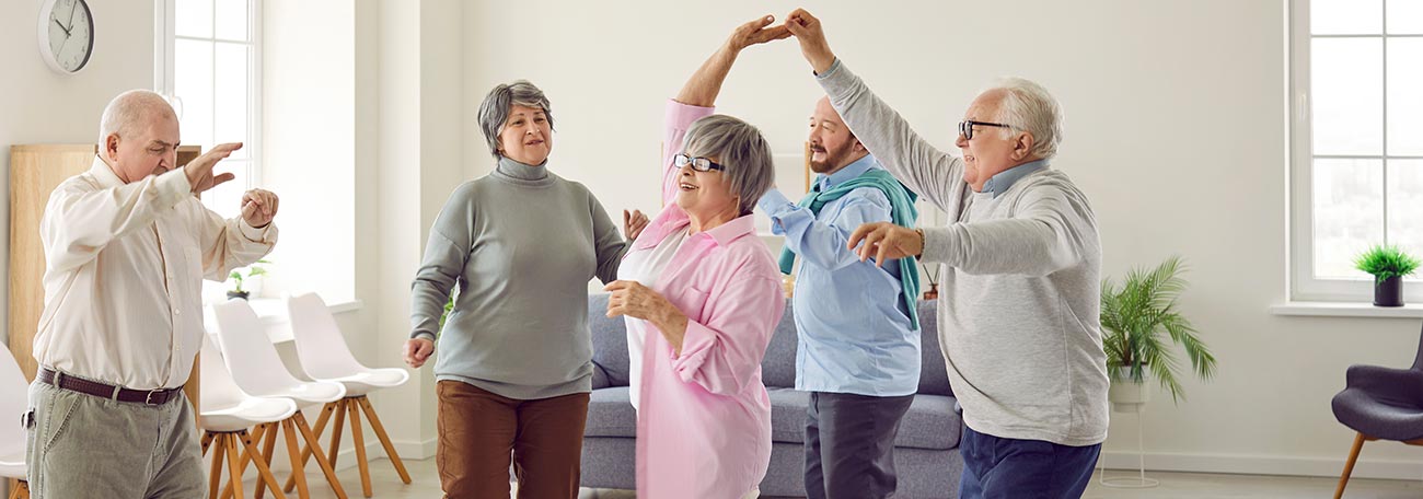 older people enjoying dancing in their leisure time